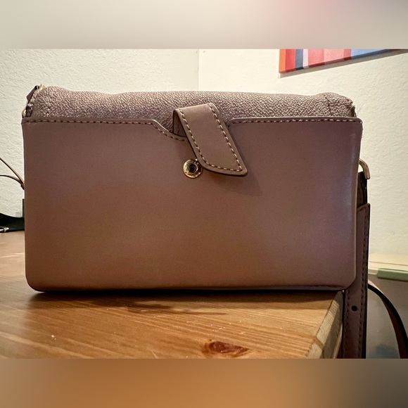 Michael Kors Jet Set Small Two-Tone Logo Smartphone Crossbody Bag, ballet multi. - Picture 3 of 11